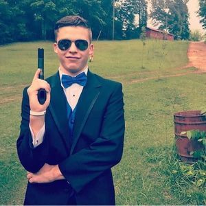 Meet your Posher, Gavin